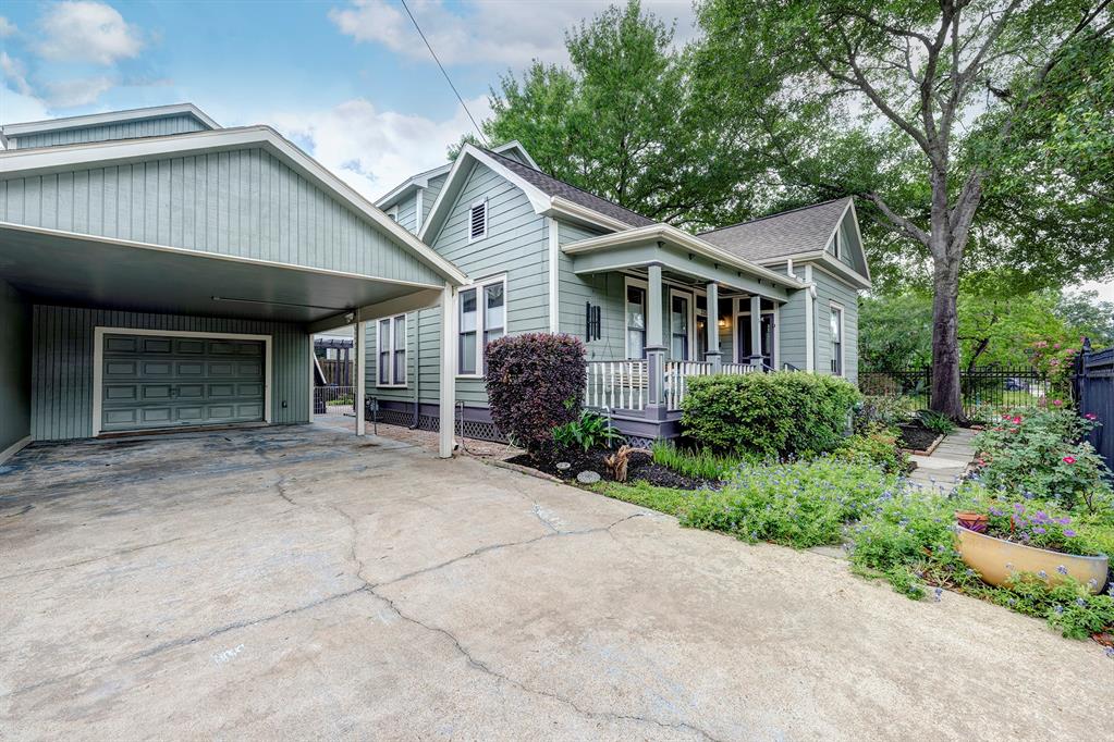 320 W 15th Street