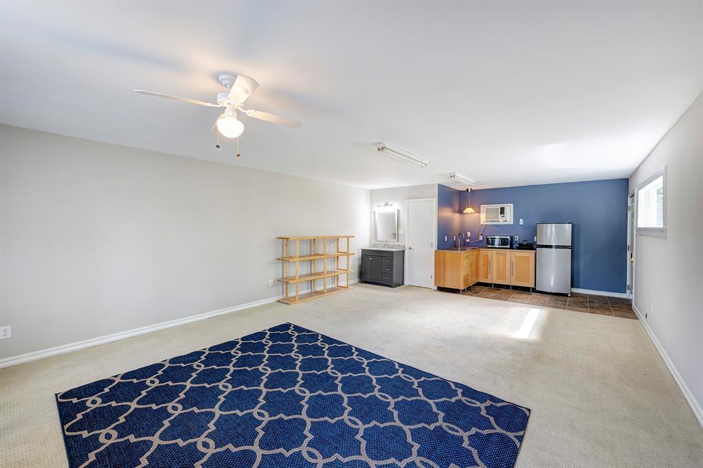 320 W 15th Street