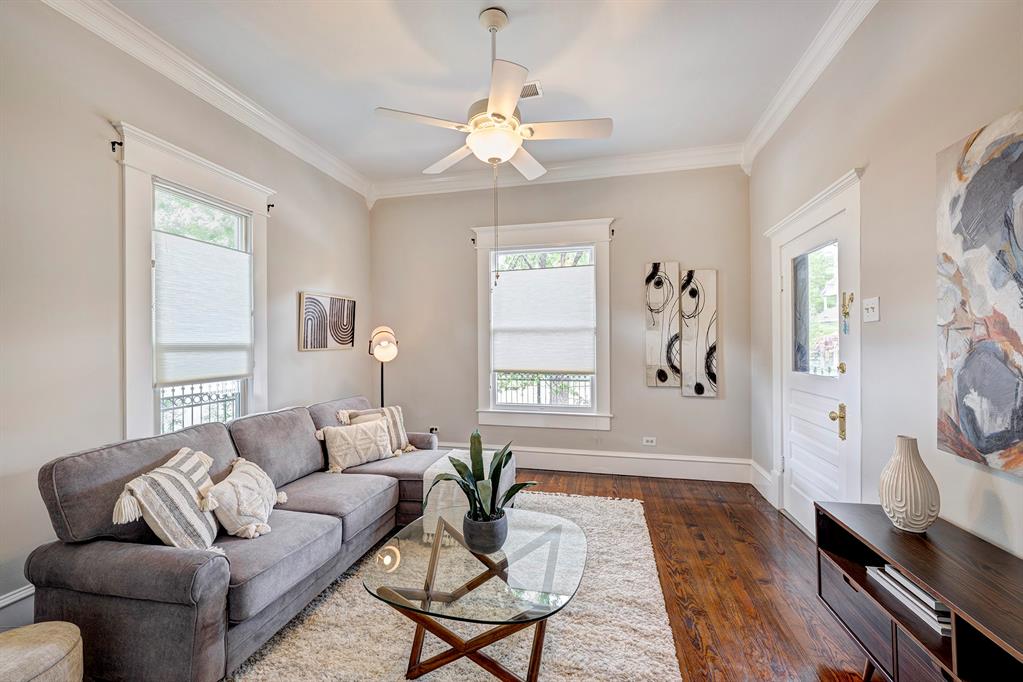 320 W 15th Street