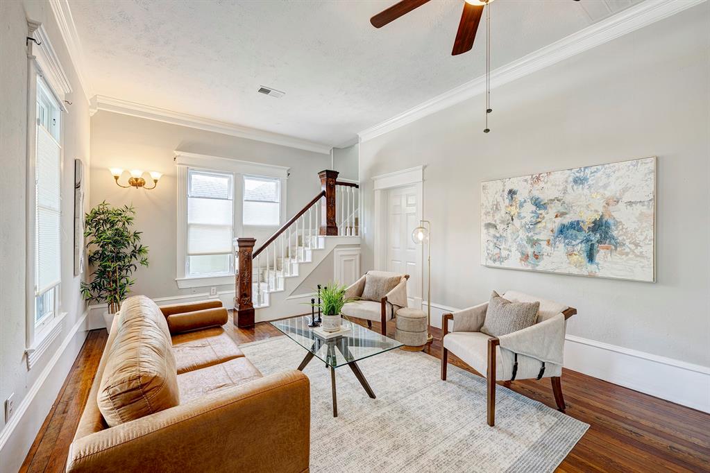 320 W 15th Street
