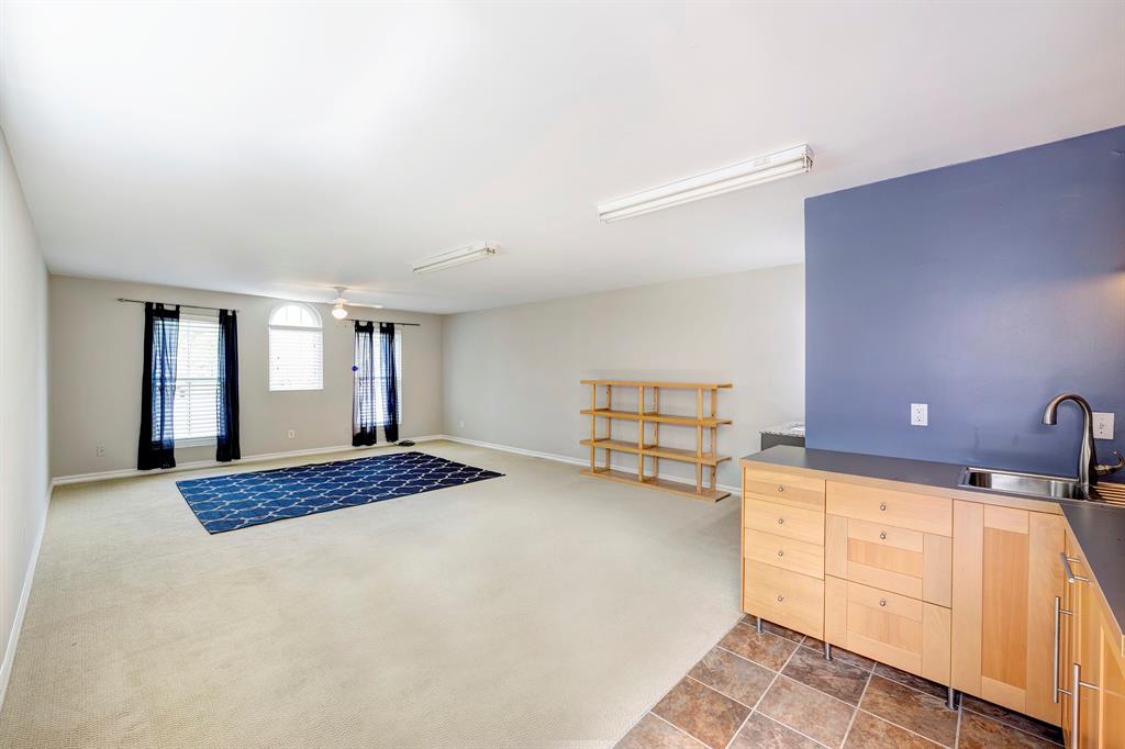 320 W 15th Street