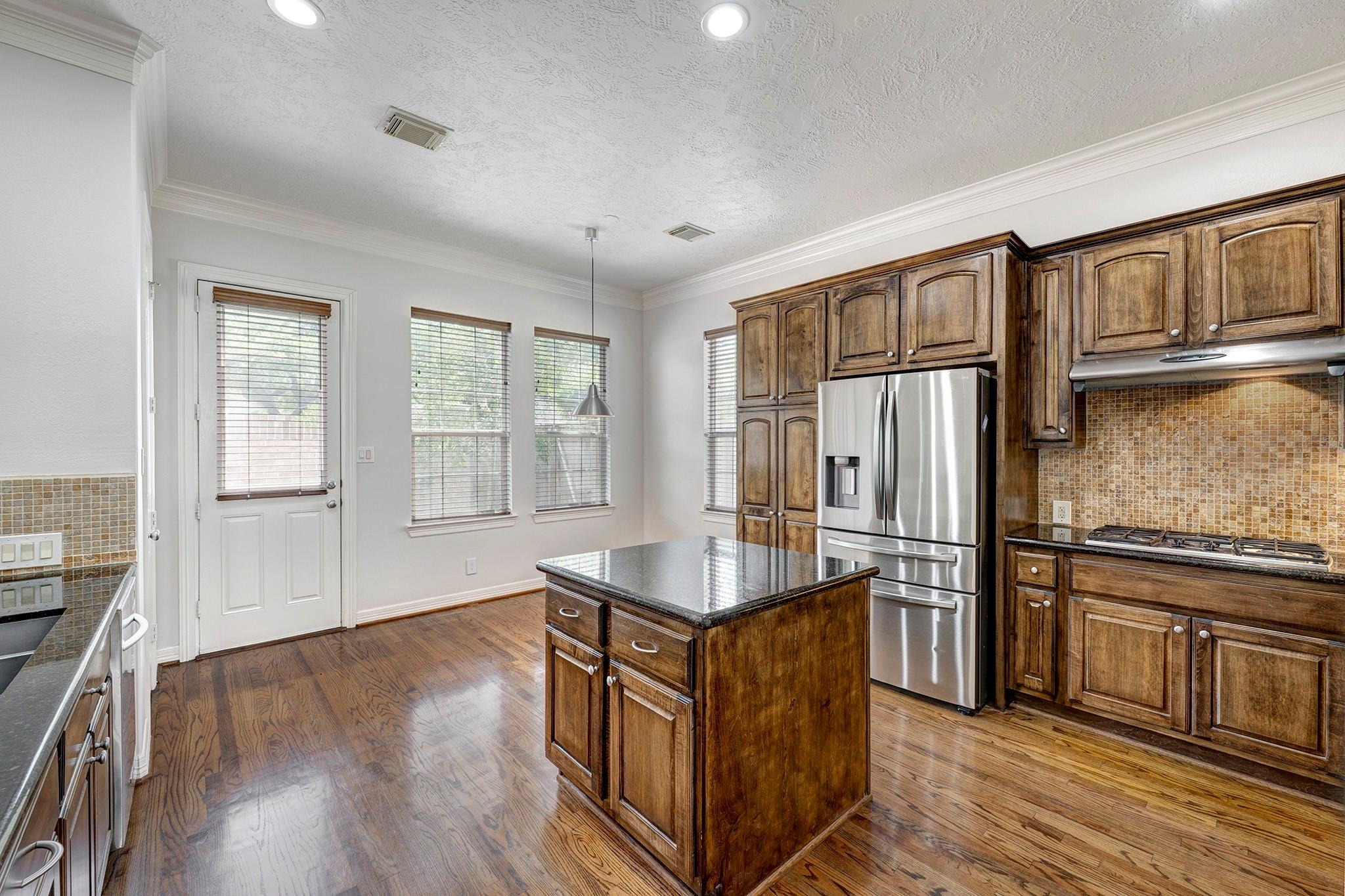 7827 Shady Villa Cove
