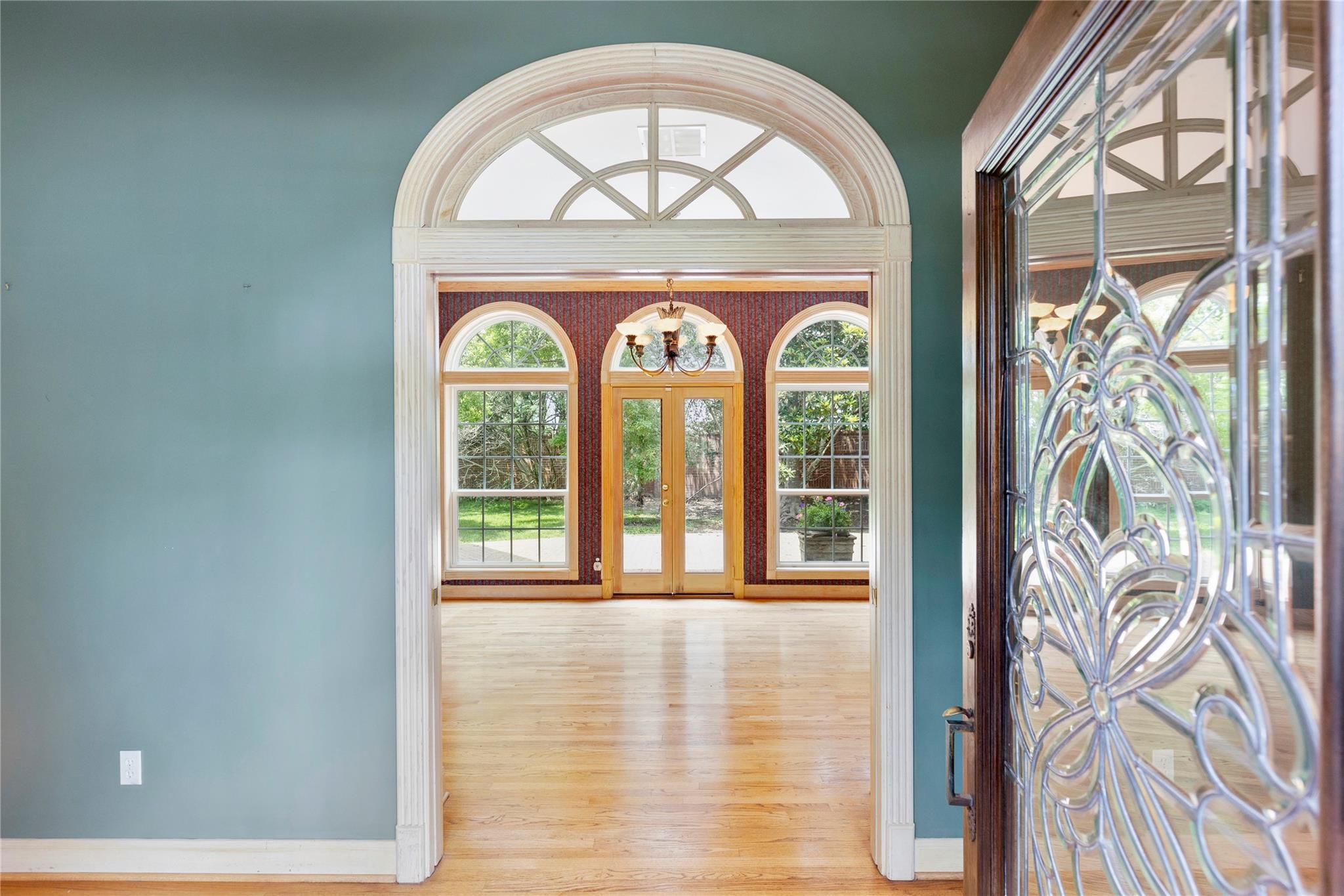33 Inverness Park Way