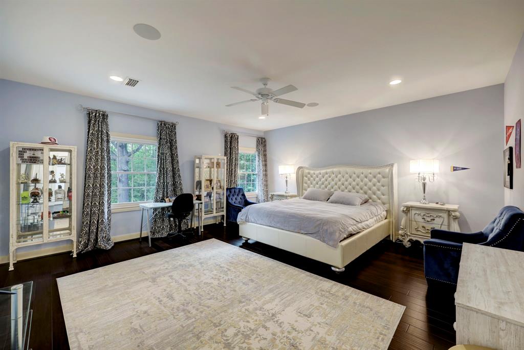 602 Hunters Way Court