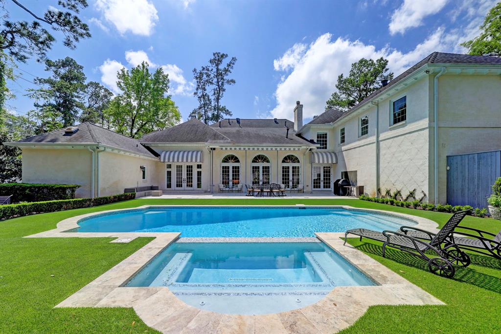 602 Hunters Way Court