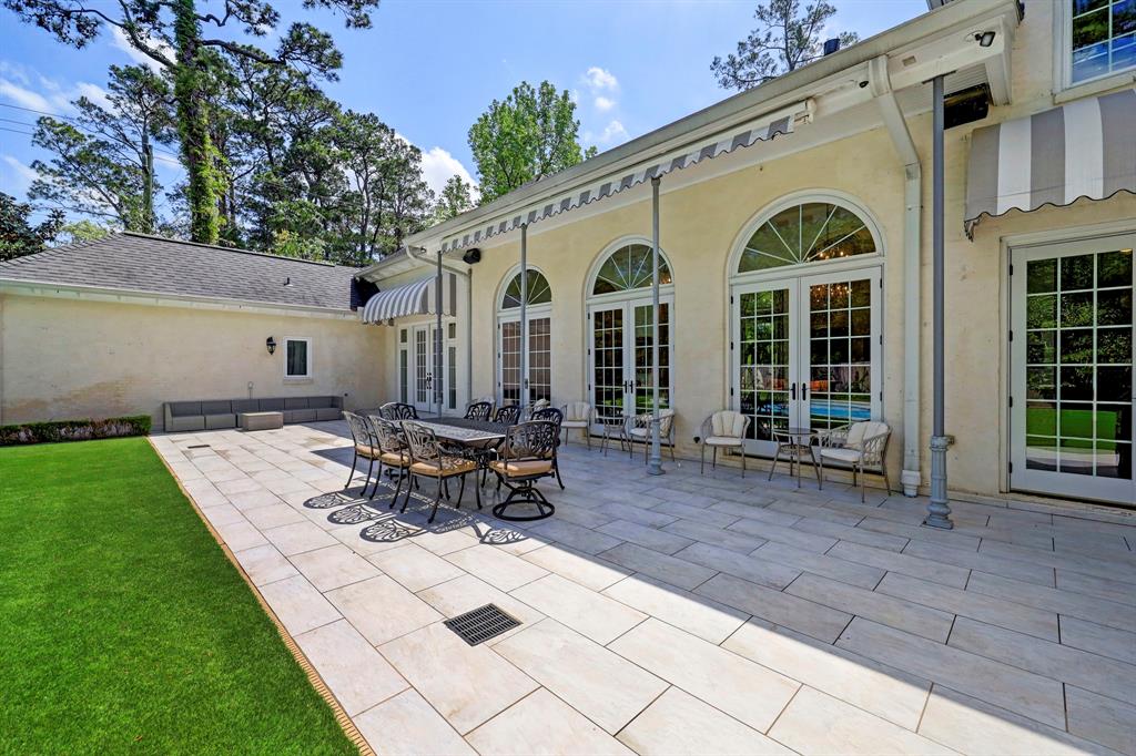 602 Hunters Way Court