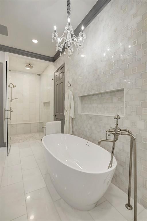 602 Hunters Way Court