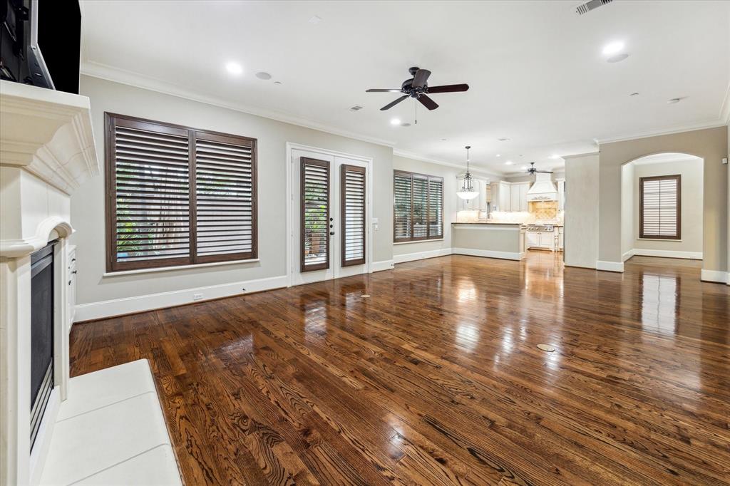 39 N Creekside Court