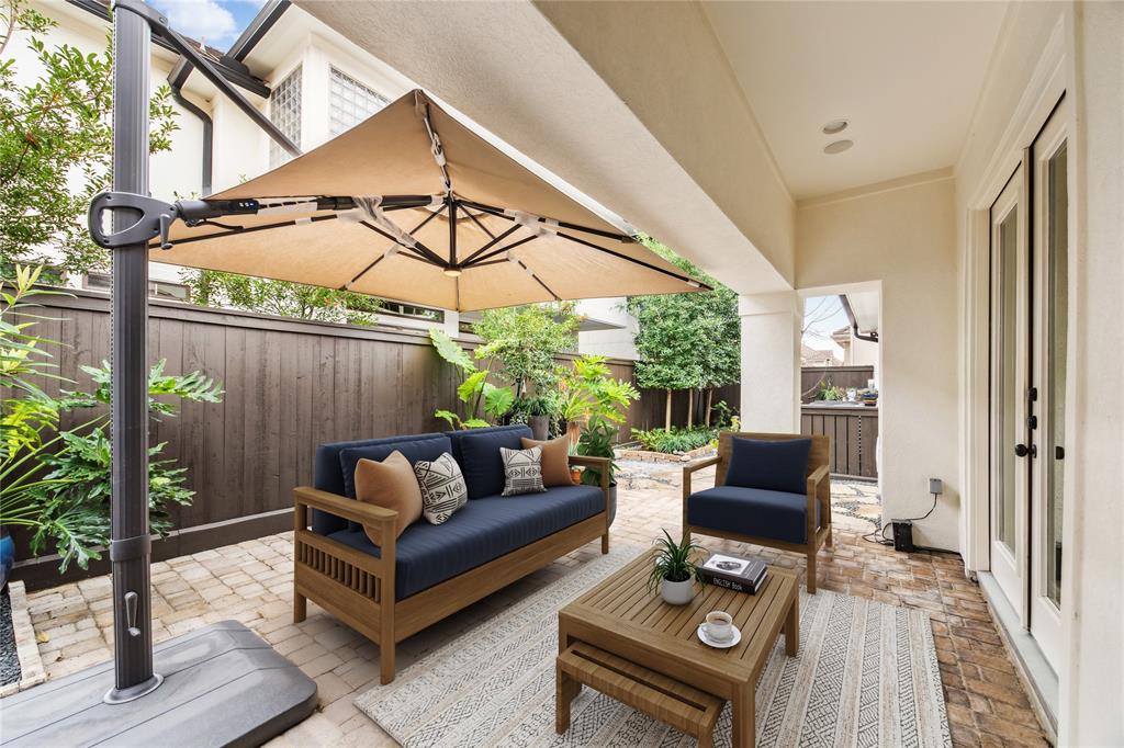 39 N Creekside Court