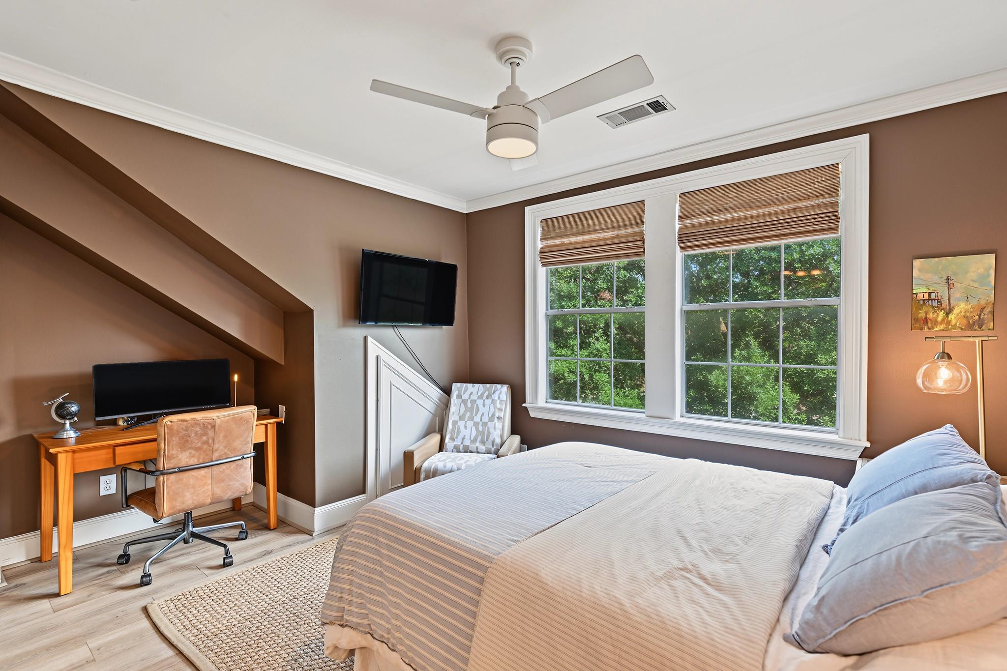 1621 Heights Boulevard # 7