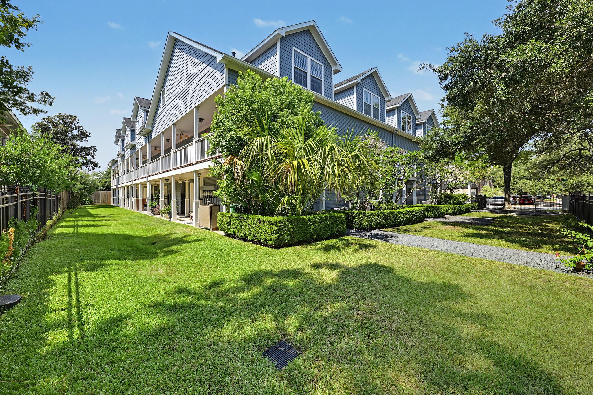 1621 Heights Boulevard # 7