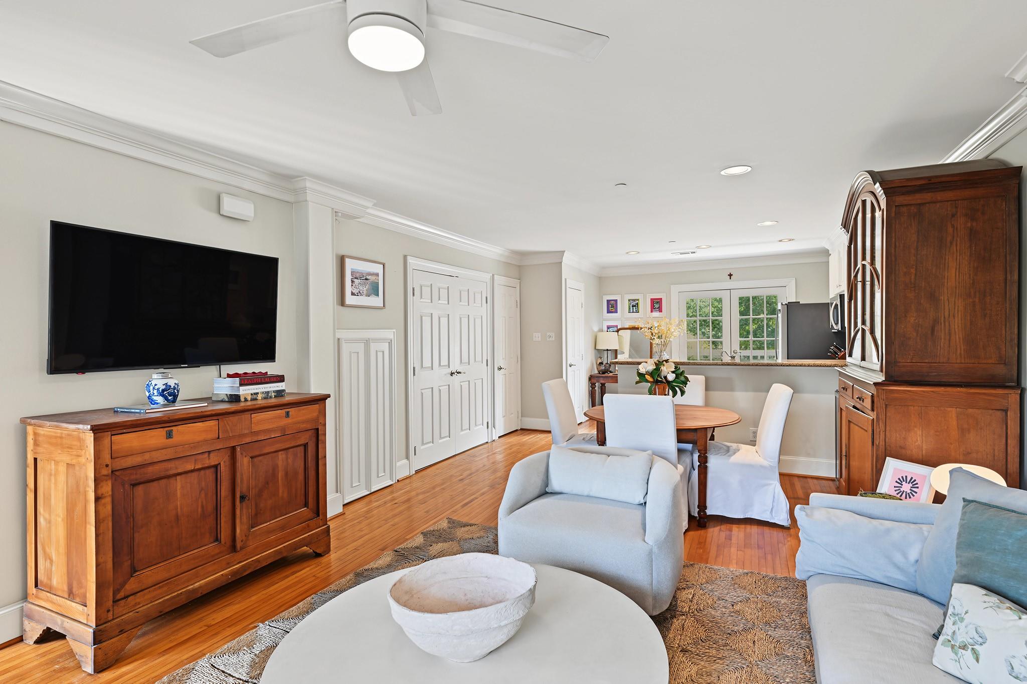 1621 Heights Boulevard # 7