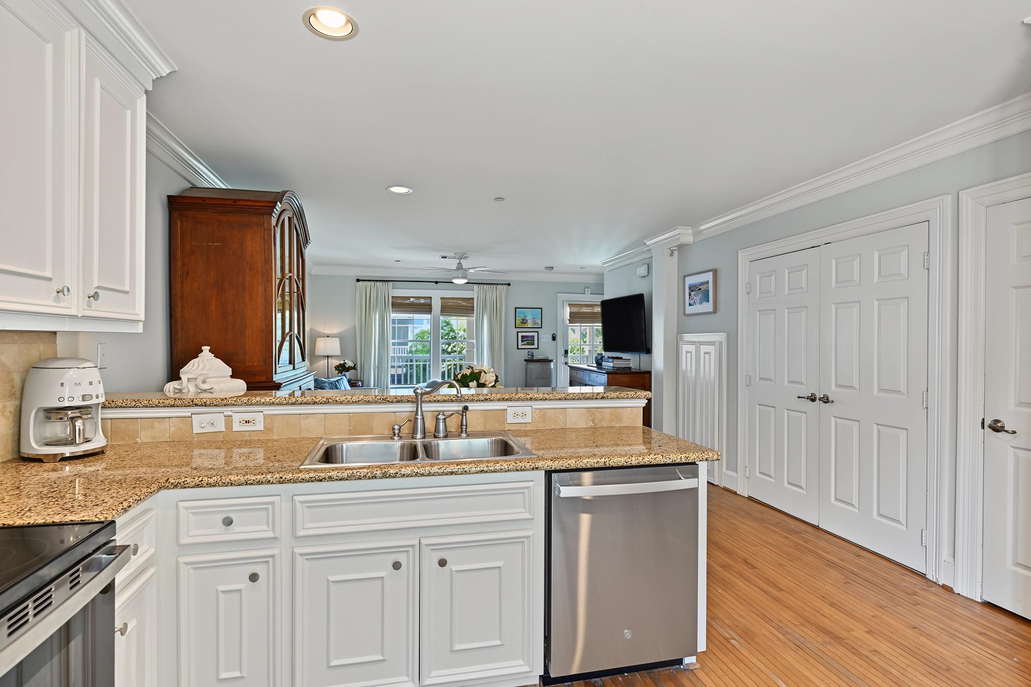 1621 Heights Boulevard # 7
