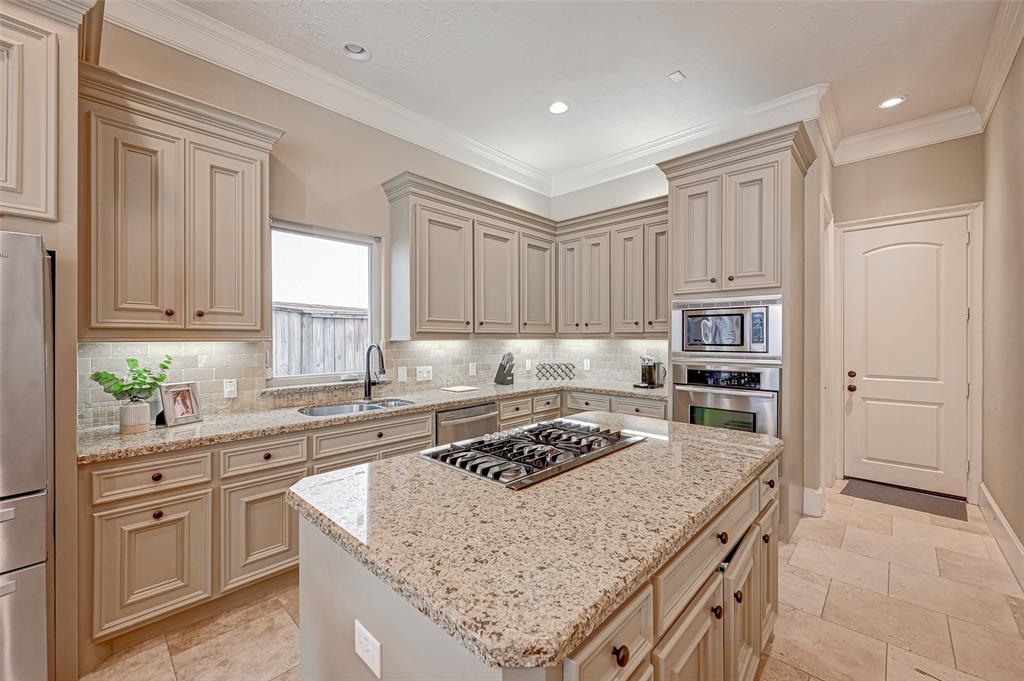 1636 Richelieu Lane