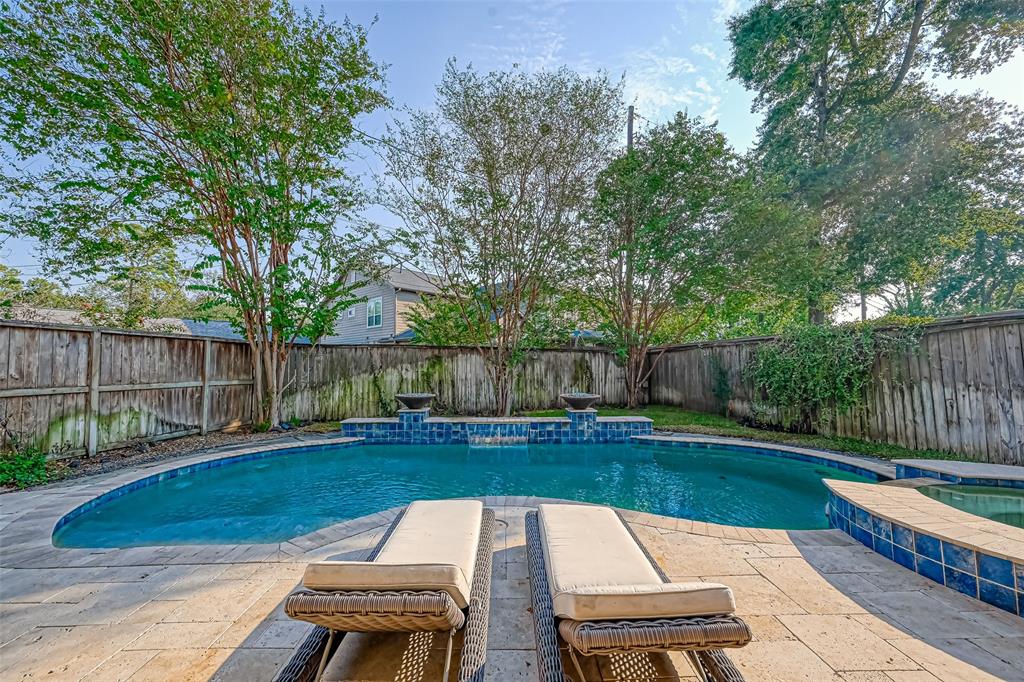 1636 Richelieu Lane