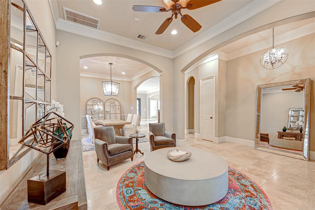 1636 Richelieu Lane