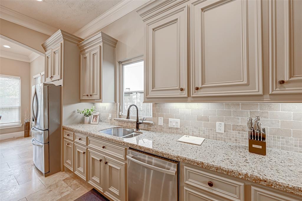 1636 Richelieu Lane