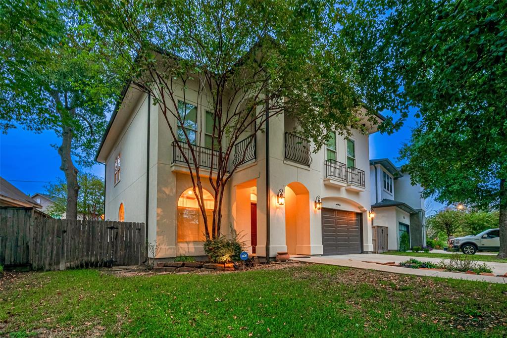 1636 Richelieu Lane