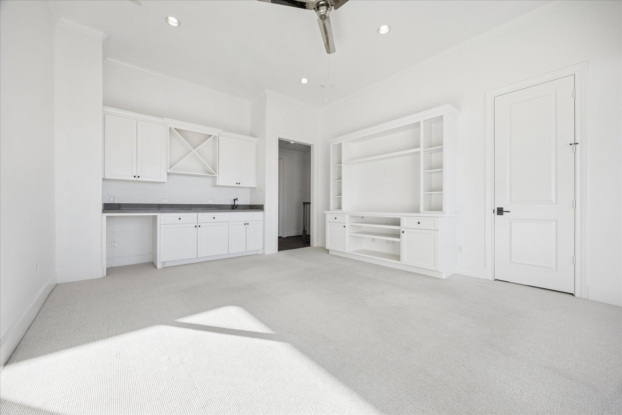 3850 Glen Arbor Drive