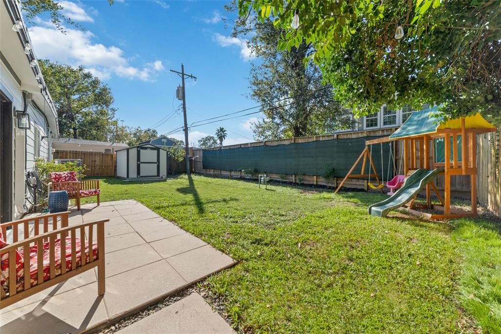 3903 April Lane