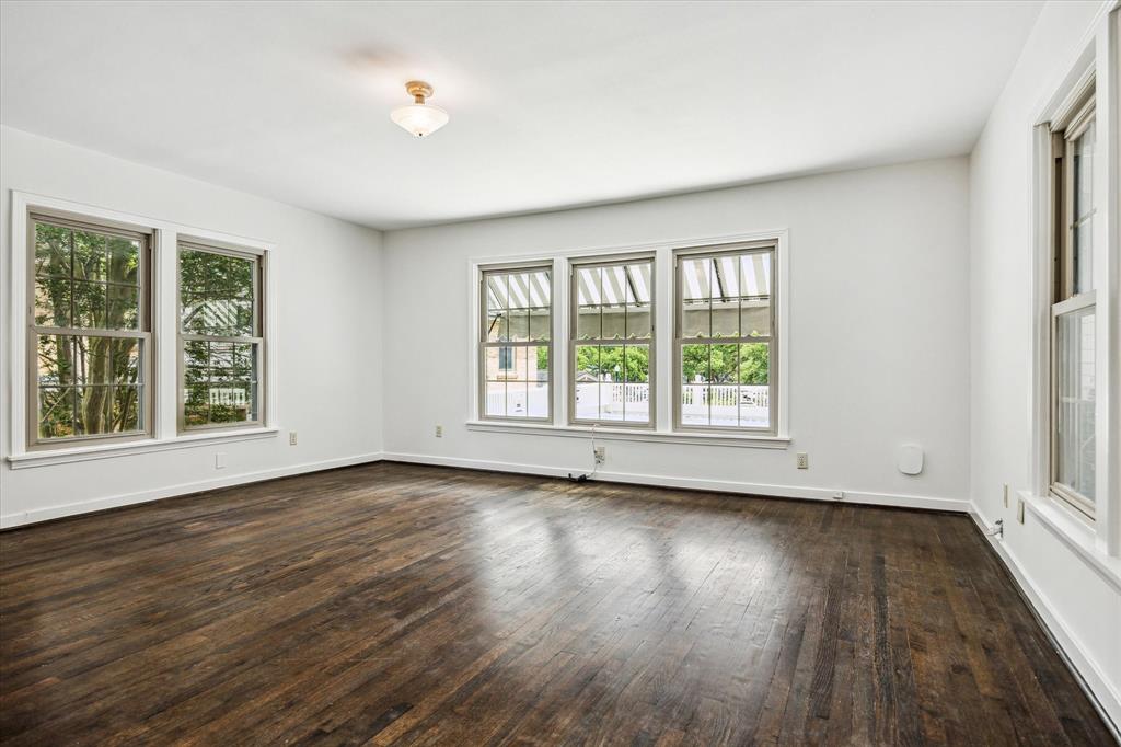 3002 San Felipe Street