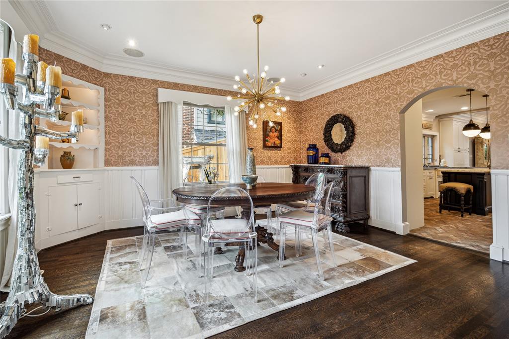 3002 San Felipe Street