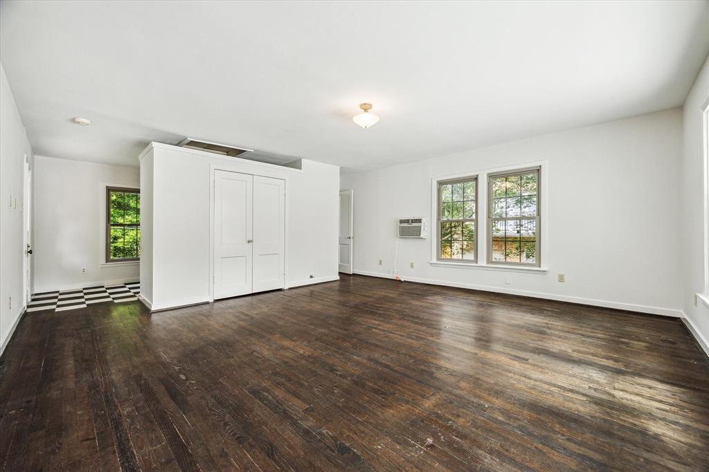 3002 San Felipe Street