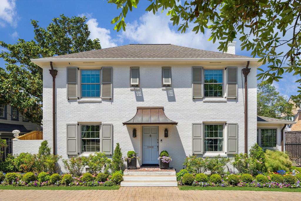 3002 San Felipe Street