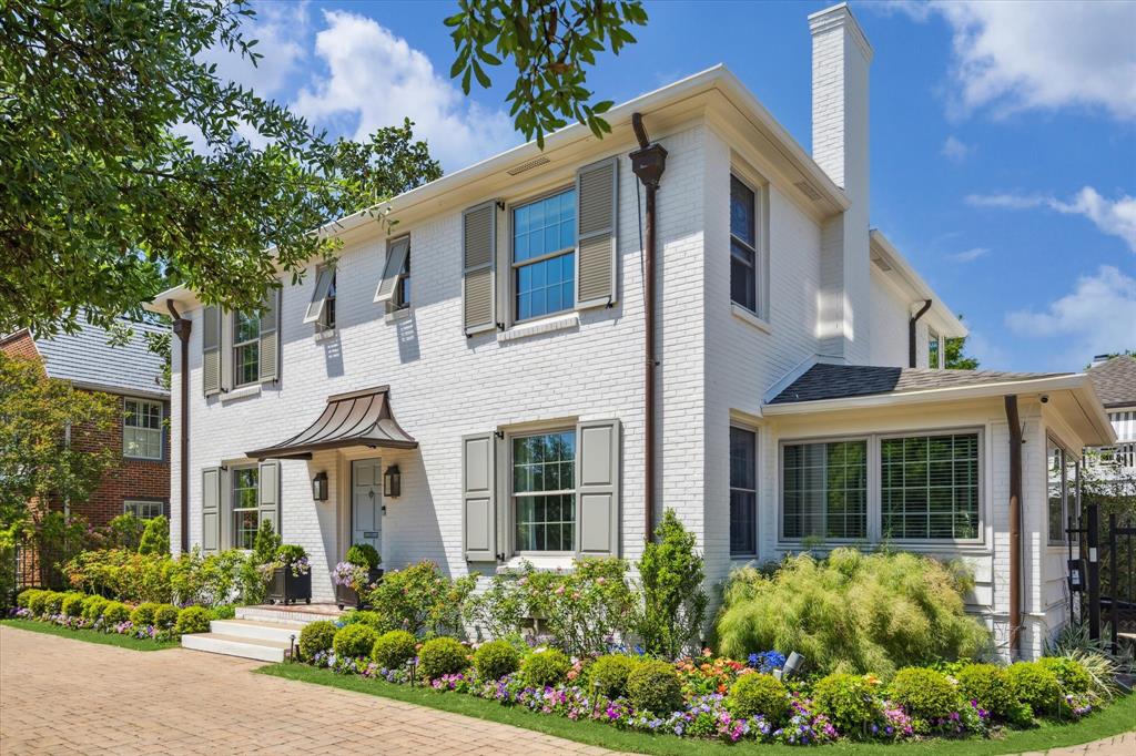 3002 San Felipe Street