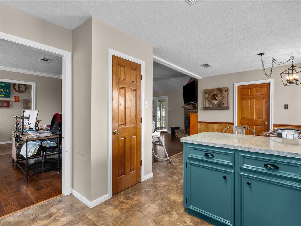 11725 Country Side Drive