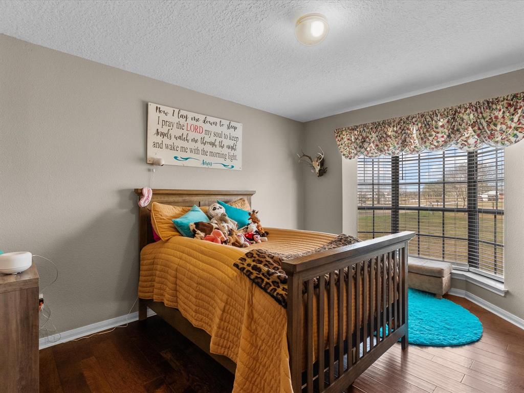 11725 Country Side Drive