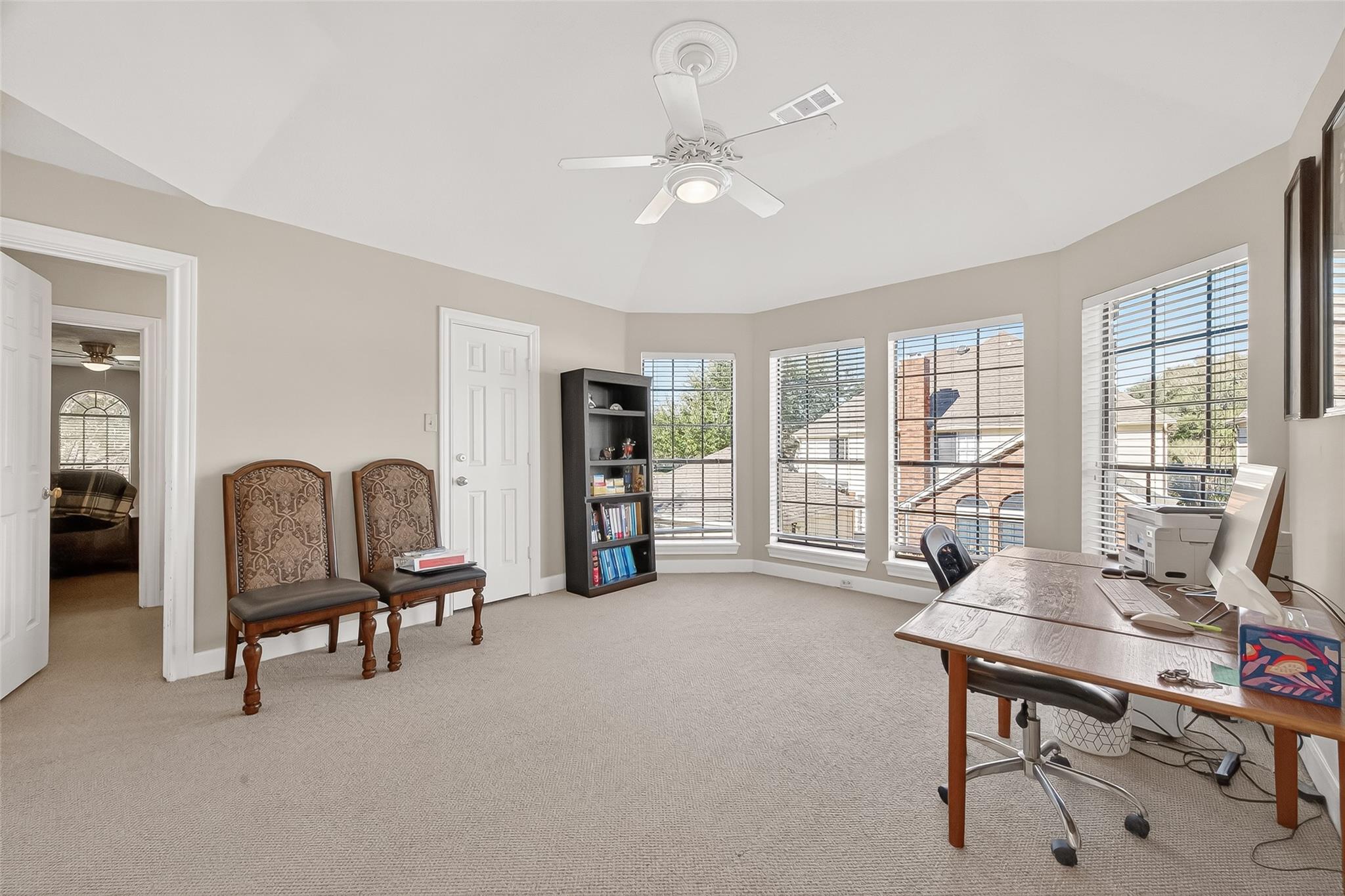 2203 Gleneagles Drive