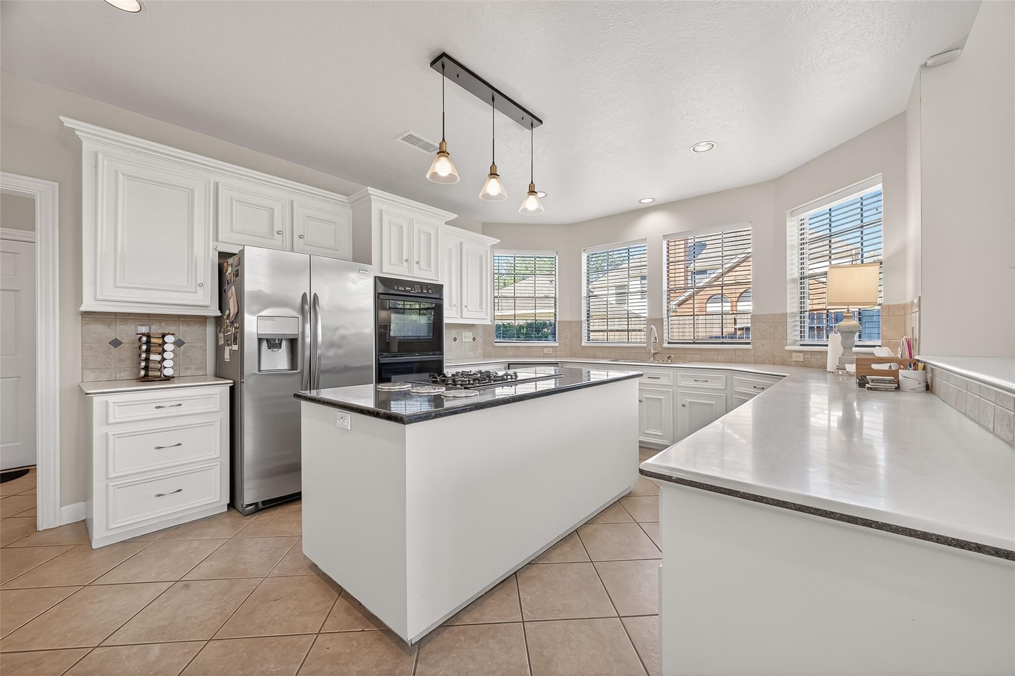 2203 Gleneagles Drive