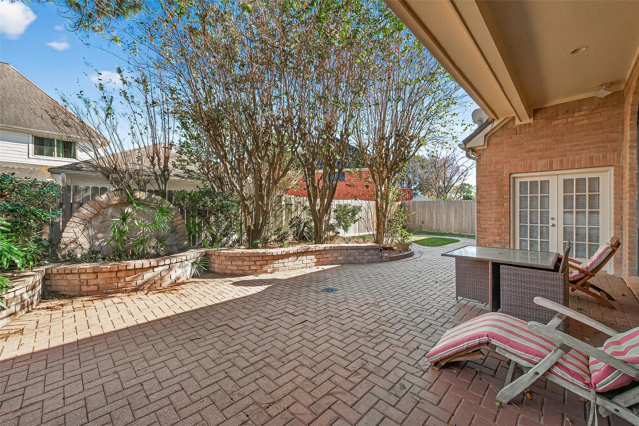 2203 Gleneagles Drive