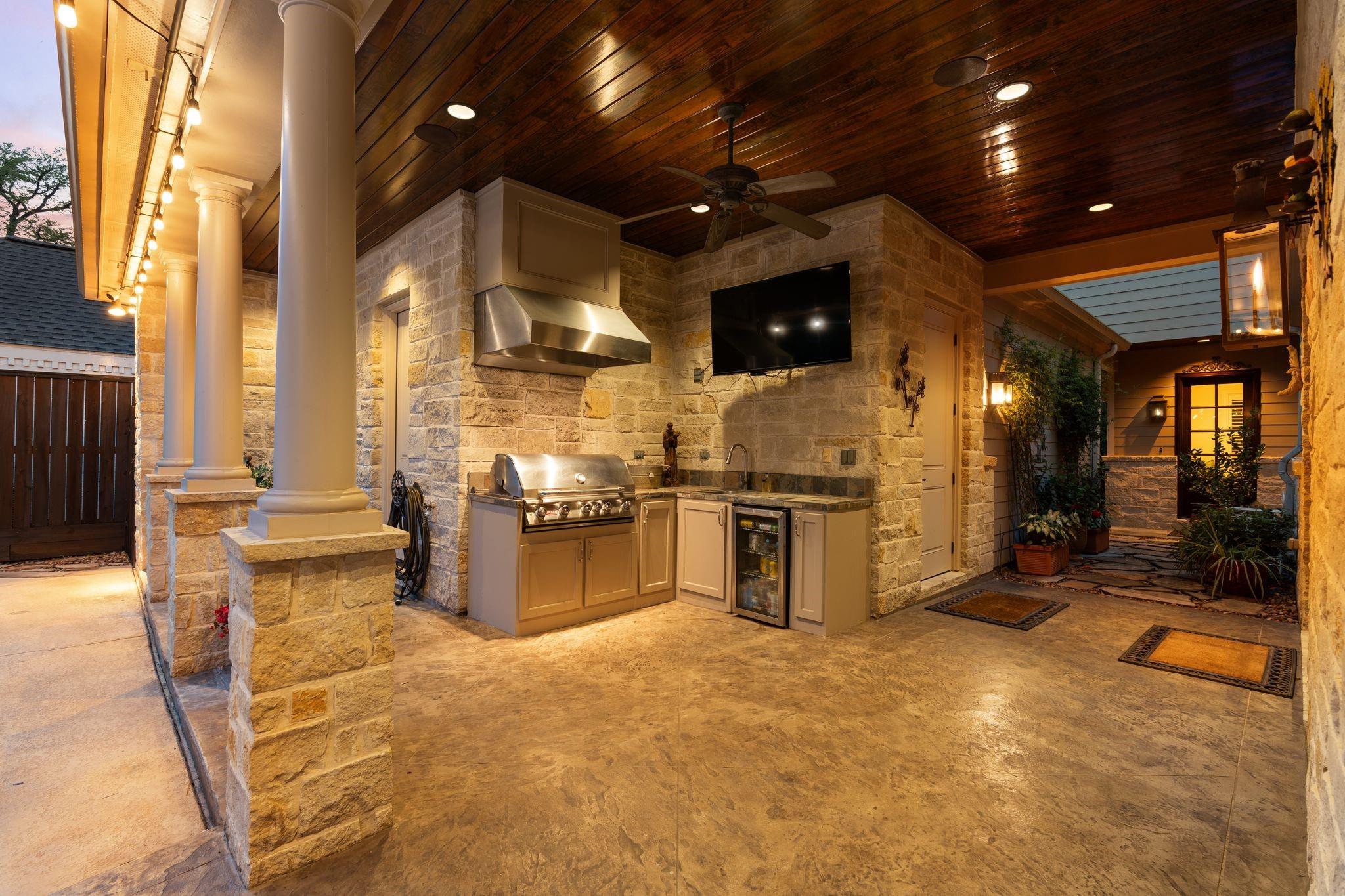13407 Kimberley Lane
