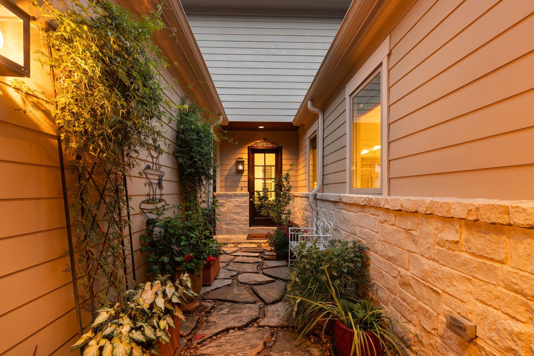 13407 Kimberley Lane
