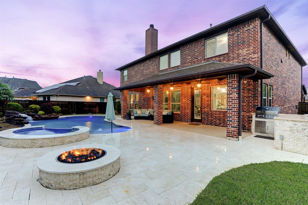 4612 Miramar Drive