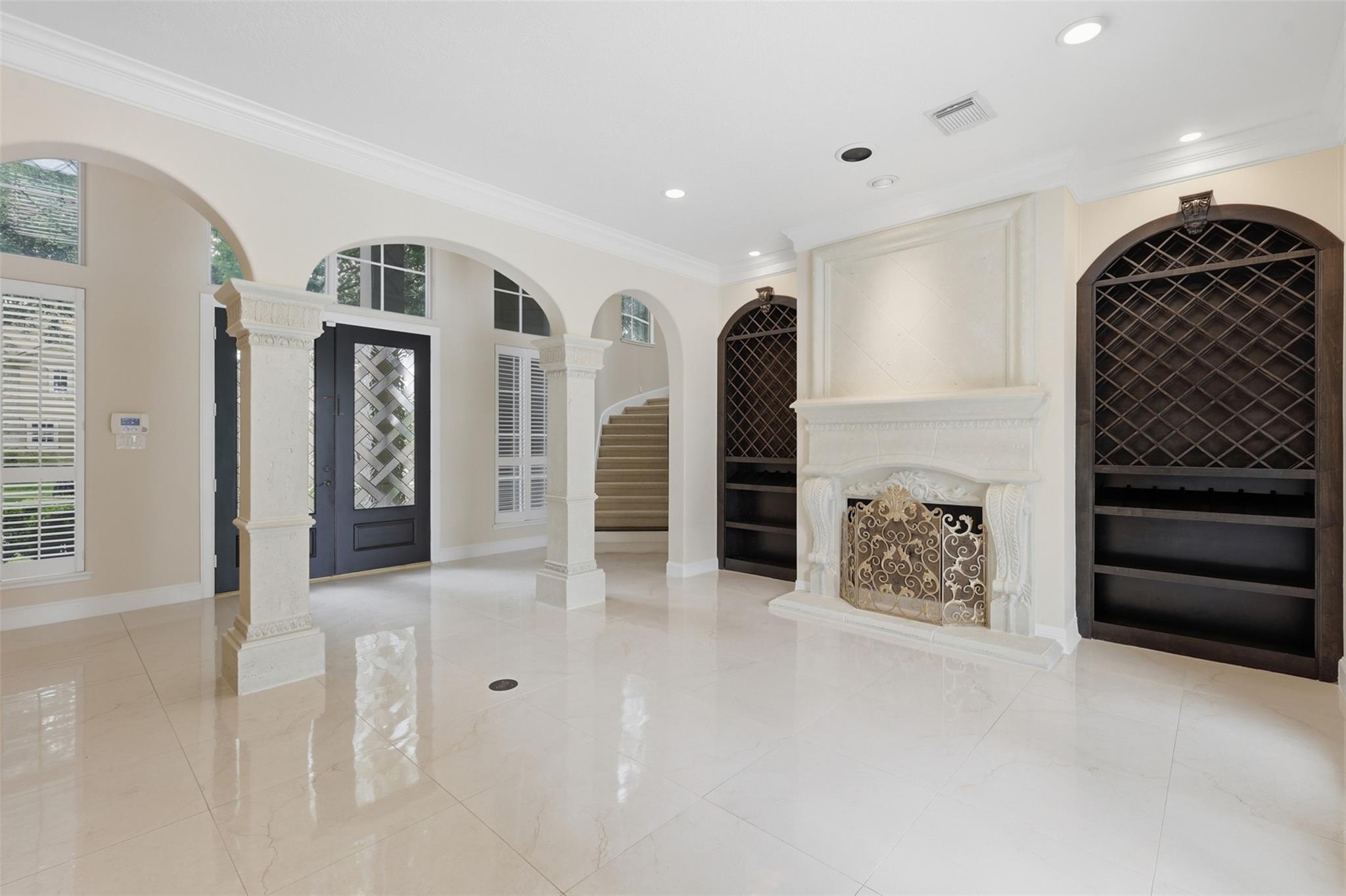 3315 Riviera Drive