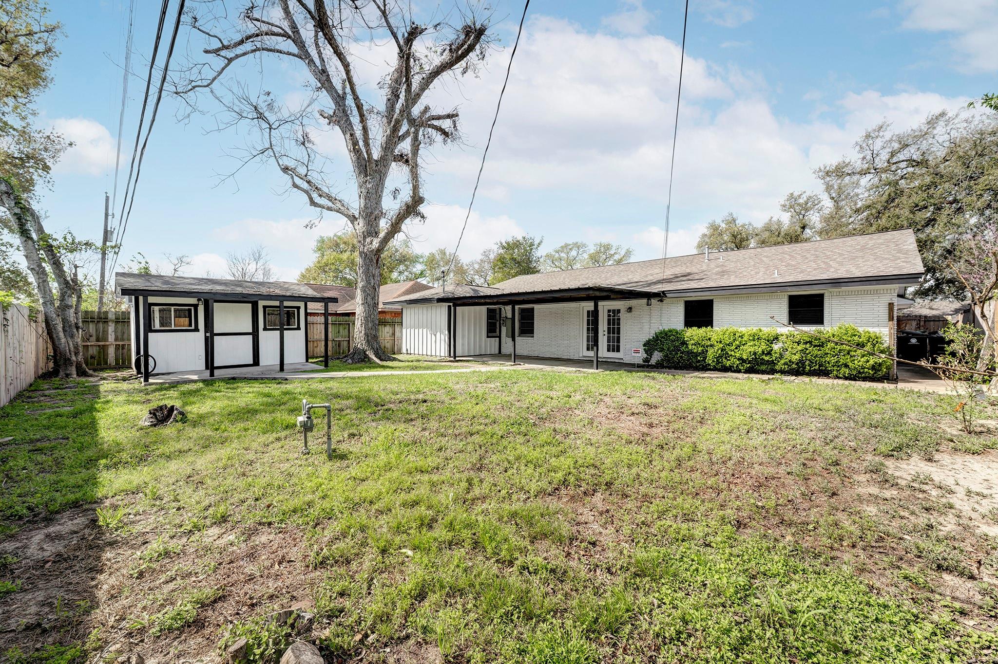 1934 Woodvine Drive