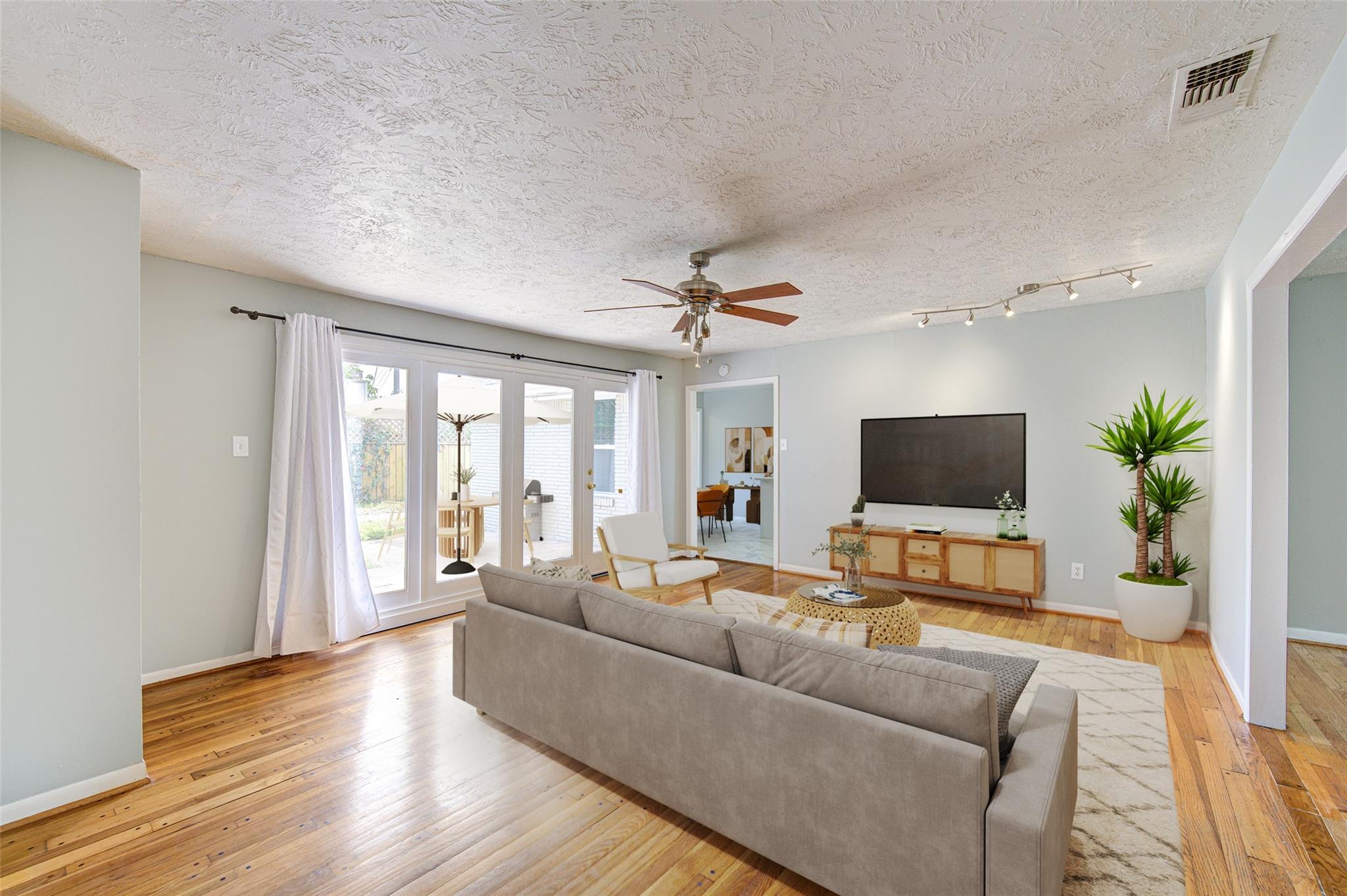 5025 Hazelton Street