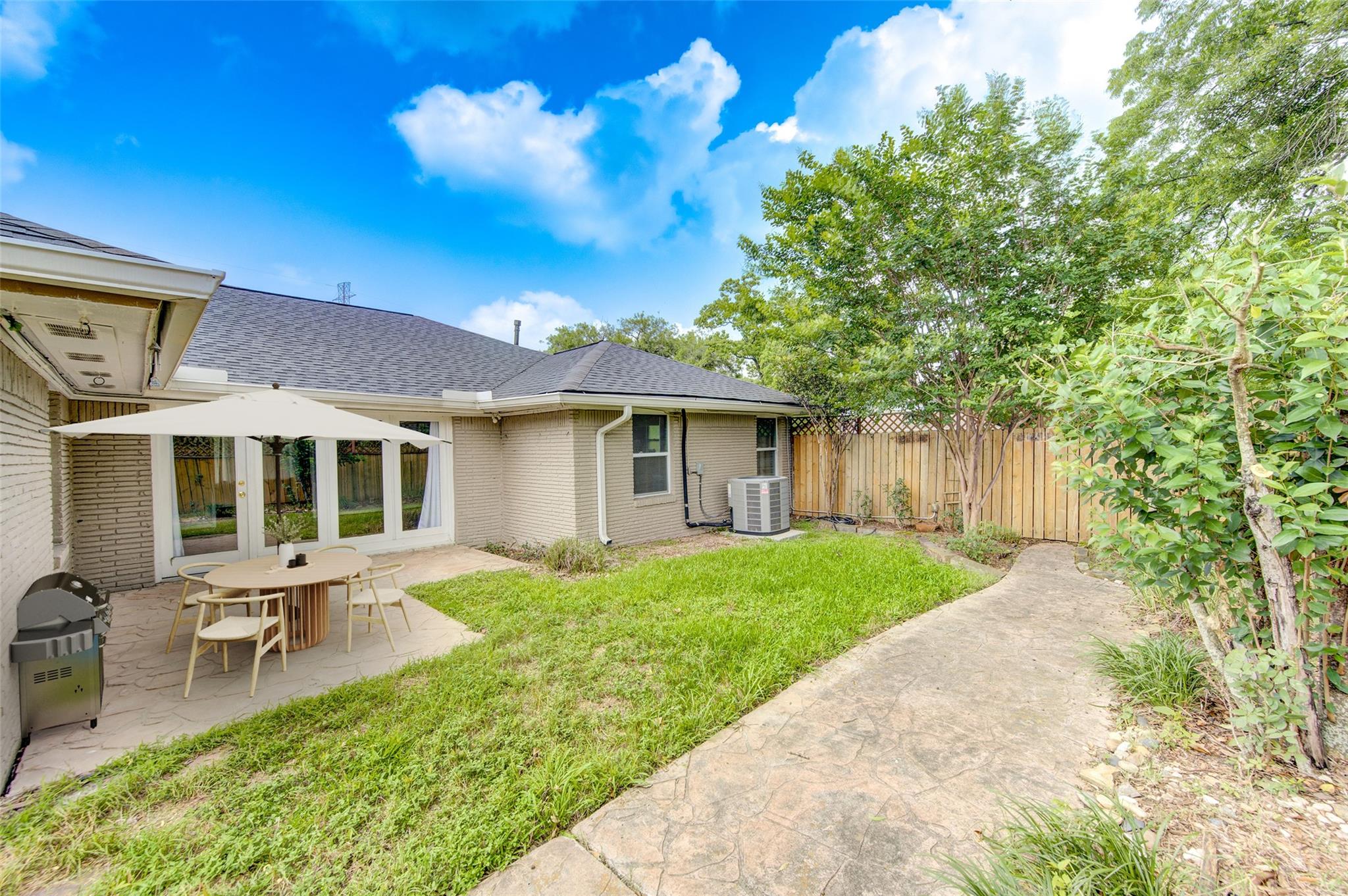 5025 Hazelton Street