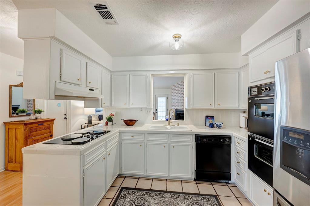 14038 Britoak Lane