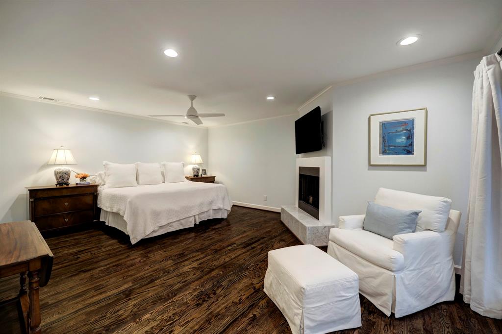 6134 Valley Forge Drive