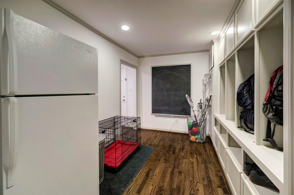 6134 Valley Forge Drive