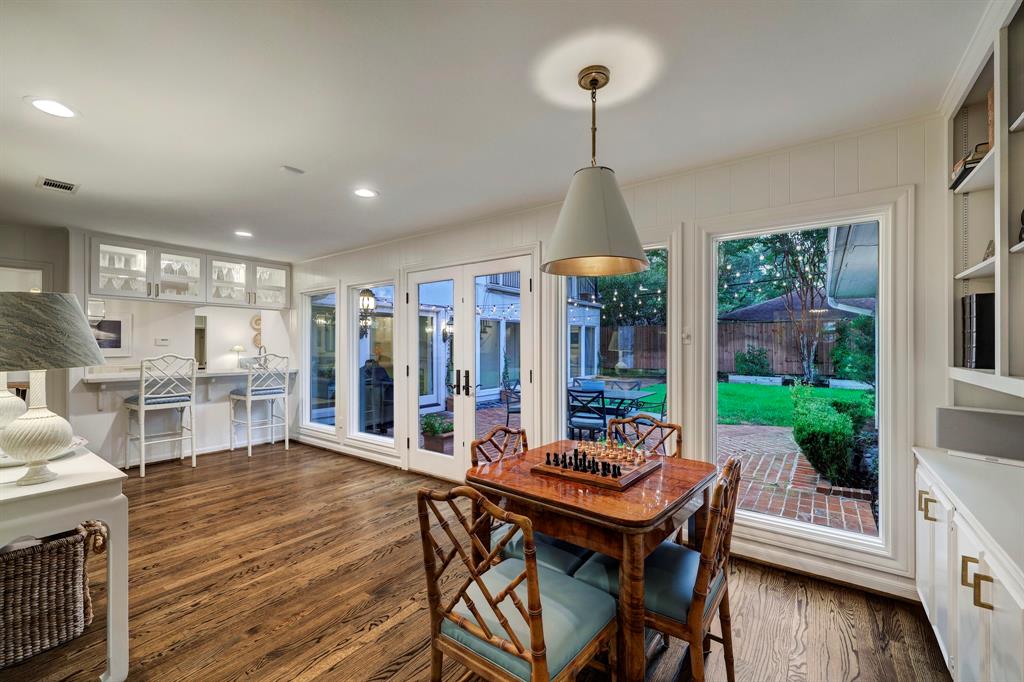 6134 Valley Forge Drive