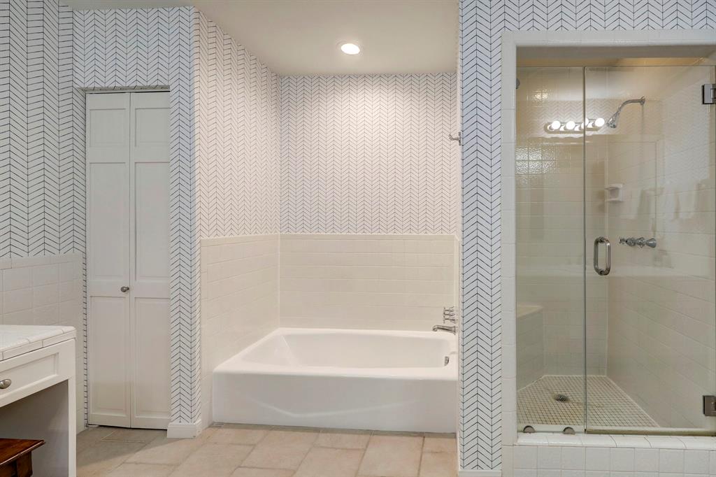 6134 Valley Forge Drive