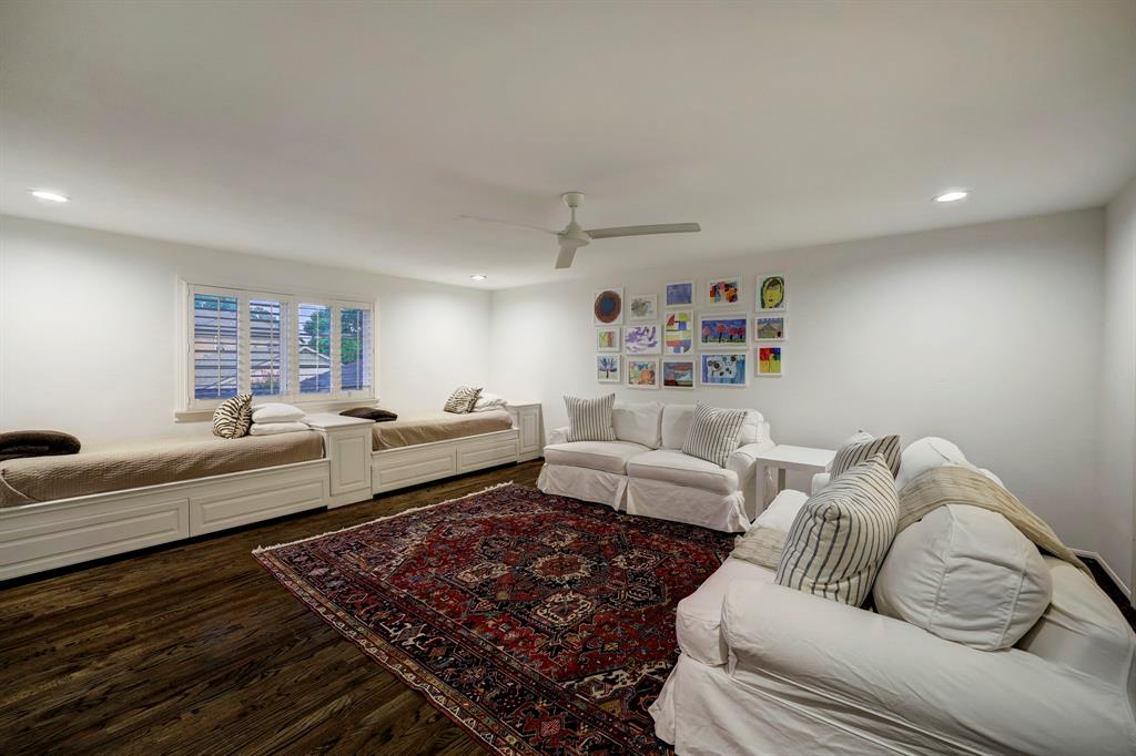 6134 Valley Forge Drive