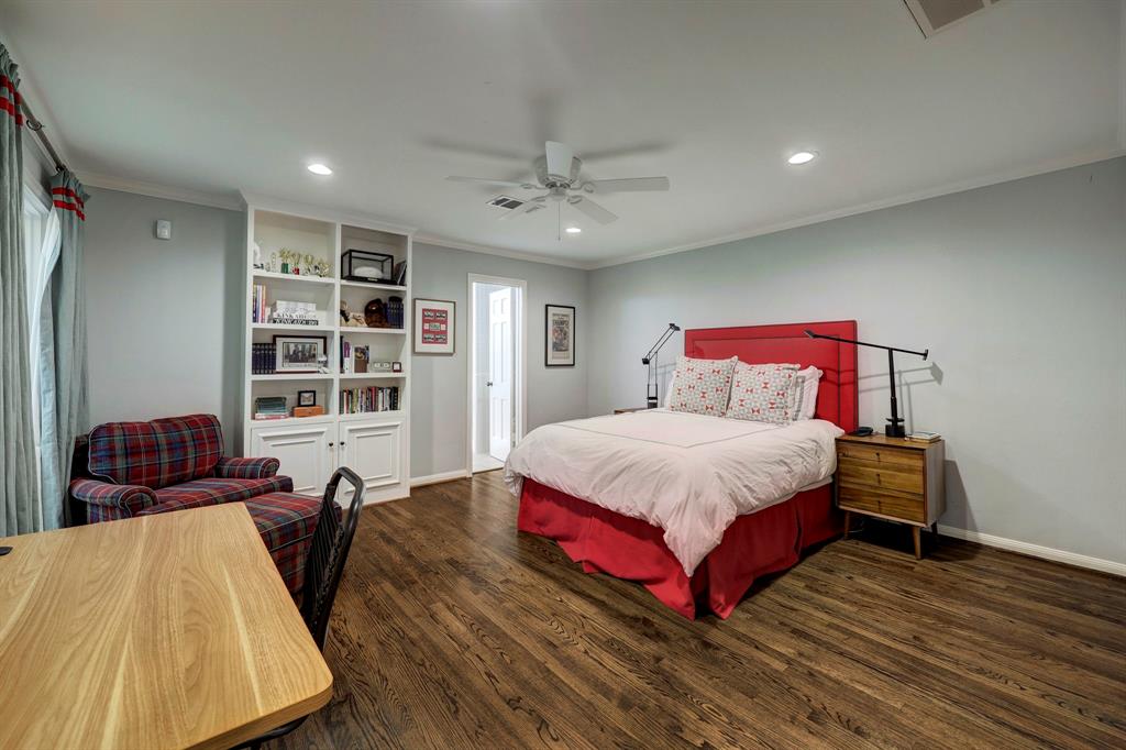 6134 Valley Forge Drive