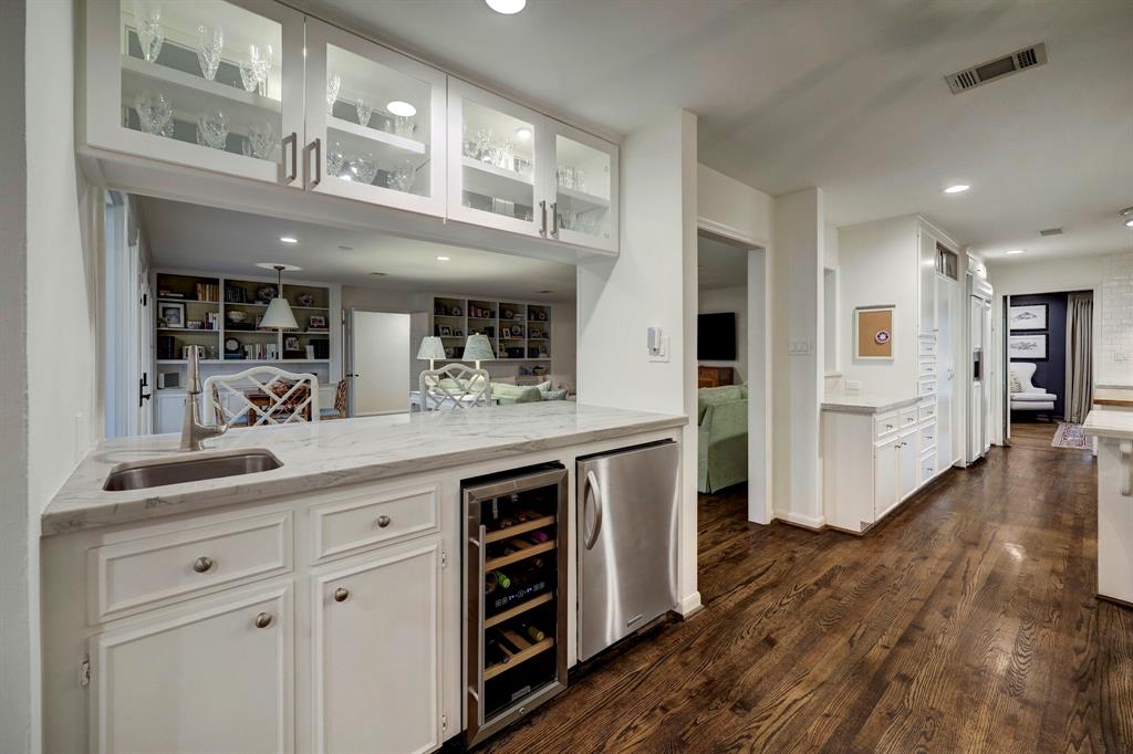 6134 Valley Forge Drive