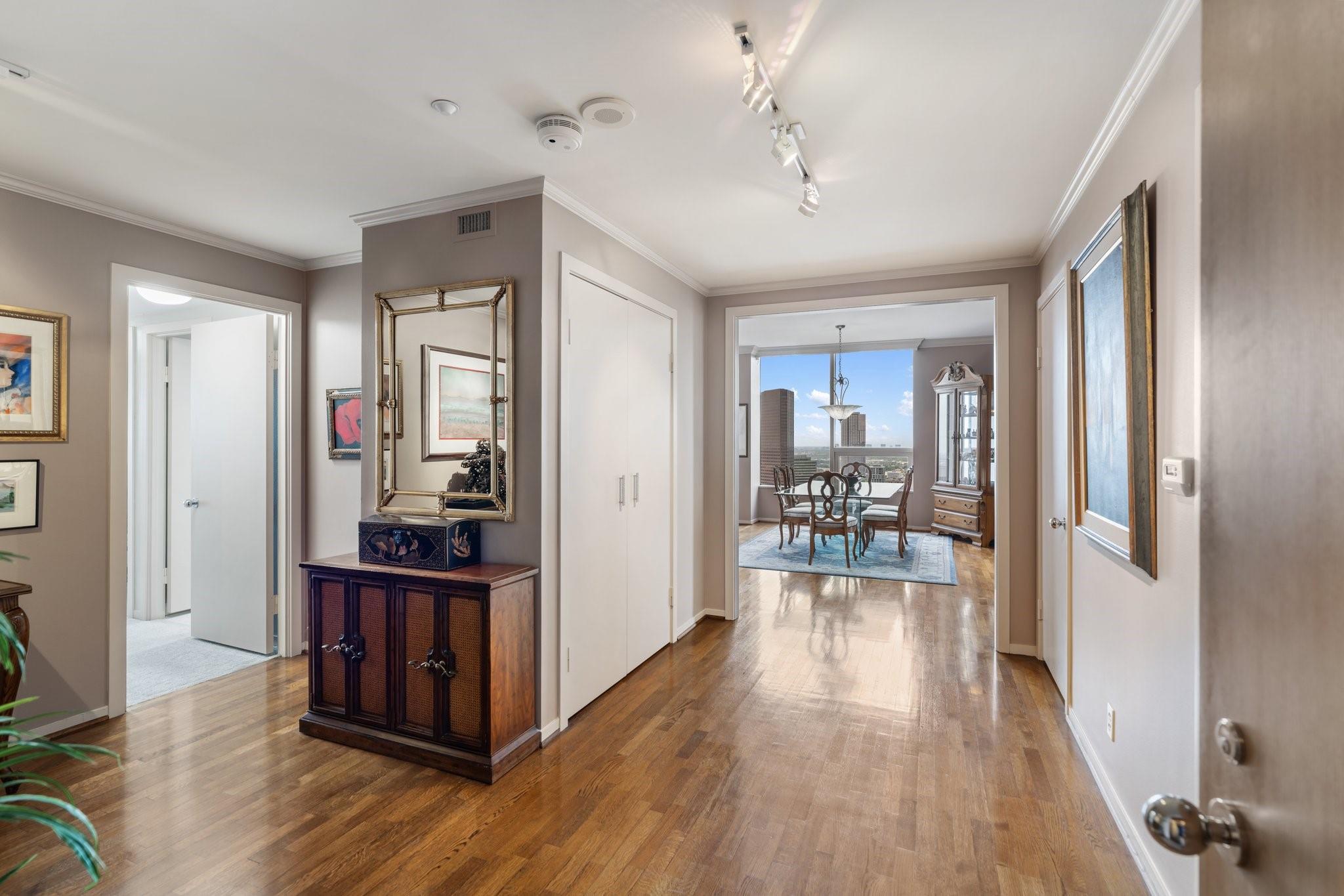 5100 San Felipe Street # 353
